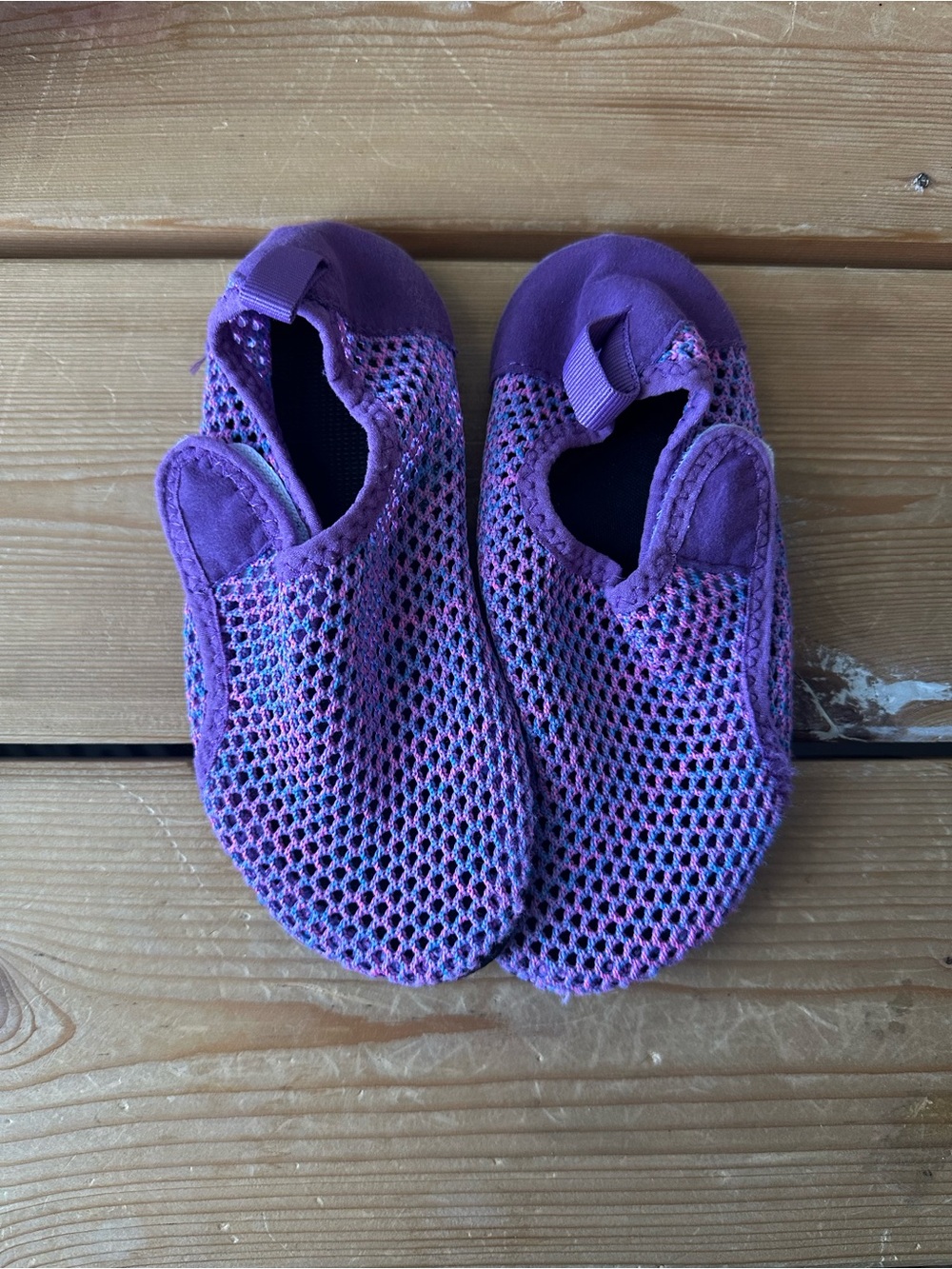 Girls Purple Mesh Water Shoes size 30/31 - 1